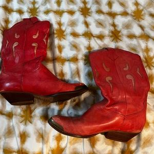 Red Vintage Cowgirl Boots ❤️
